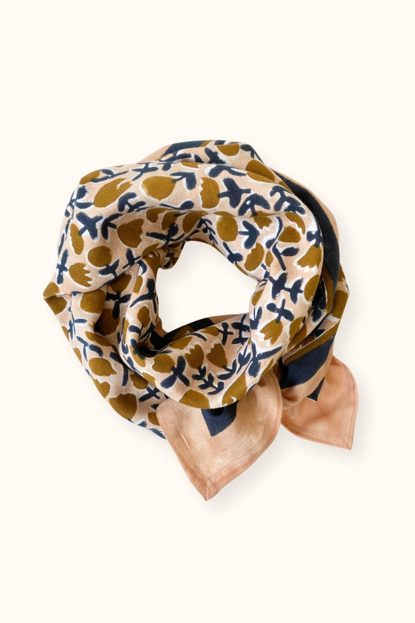 Foulard LATIKA - Tulipe Macadamia